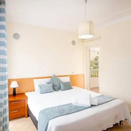 Thiago Holidays Албуфейра